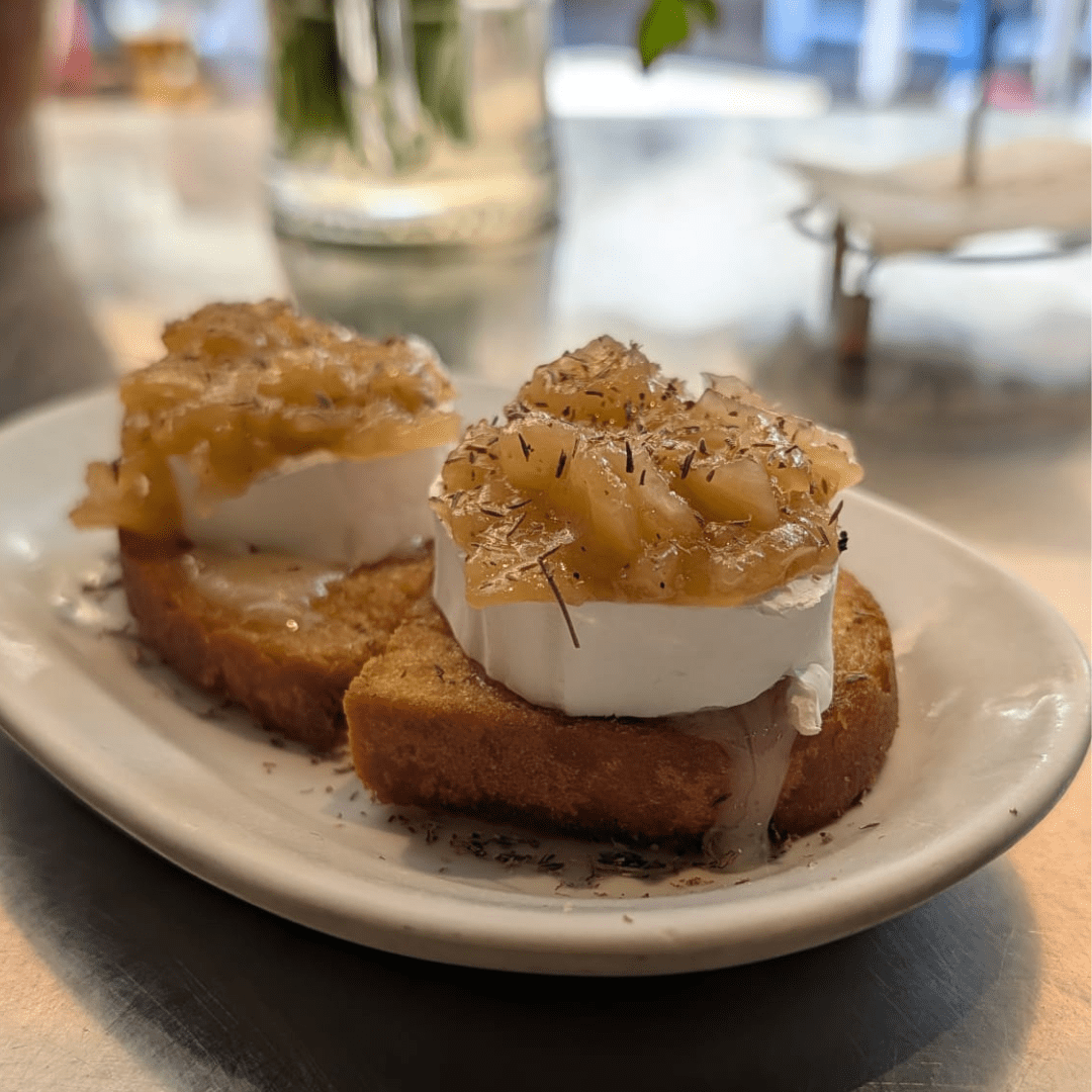 cebolla melada pan frito con cebolla caramelizada con miel